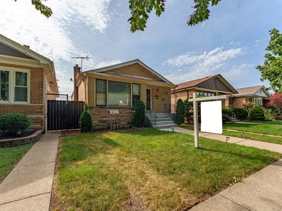 8624 S Kostner Ave