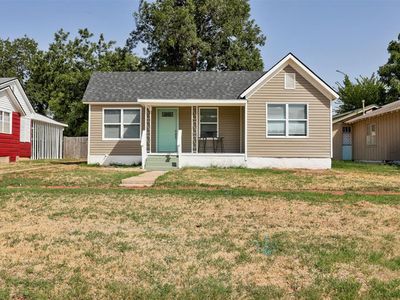 414 E Perkins Ave