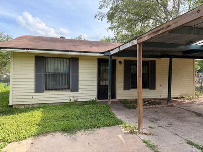 6130 Bark Valley