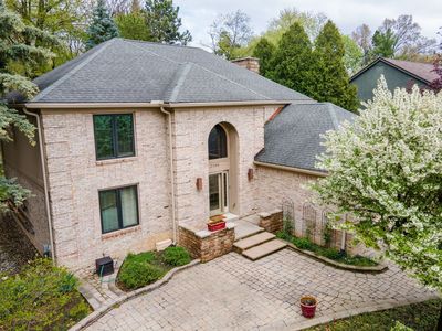 2196 Reagan Dr