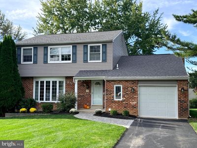 108 W Glamorgan Ct