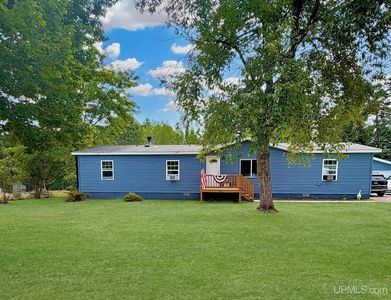 Property at 837 Colleen Circle Dr, Quinnesec, MI