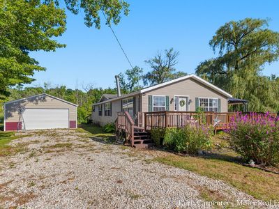 106 Little Long Lake Rd