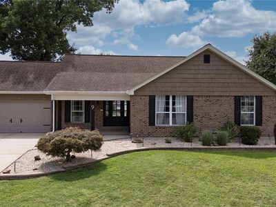 9 Carriage Way E