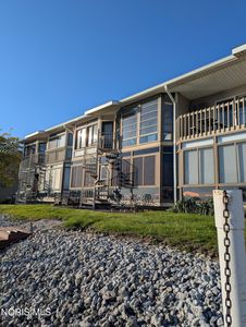 6458 N Harris Harbor Dr