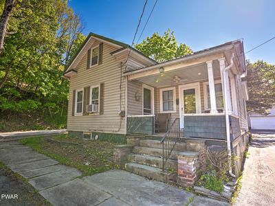 412 Bishop Ave