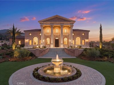 1243 Via Venezia Cir