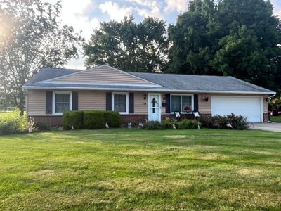 84 Maureen Dr