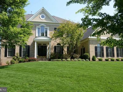 13813 Golden Fields Ct