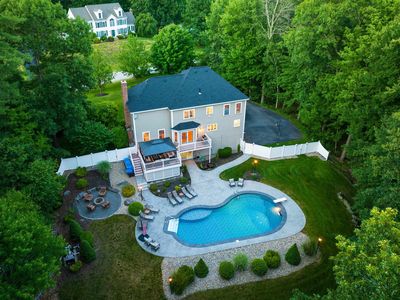 24 Thurston Drive