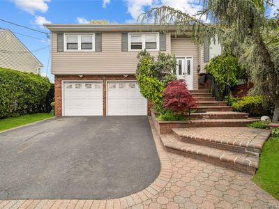 2501 Rose Place