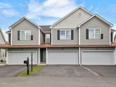 14 Amalia Lane