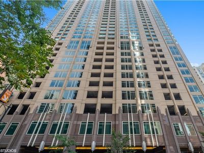 33 W Ontario St APT 44A