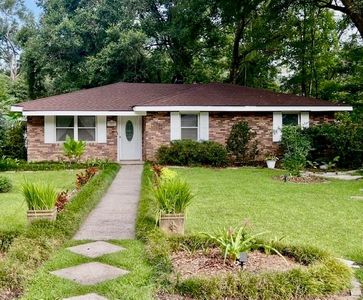 311 W Saint Mary Dr