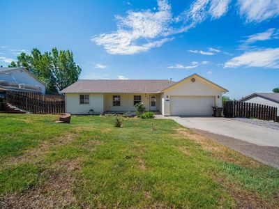 324 Meadows Circle