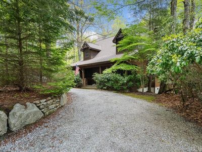 105 Highland Bog Court