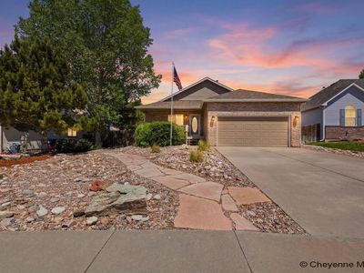 3104 Holland Ct