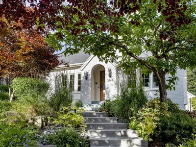 3744 NE 24th Ave