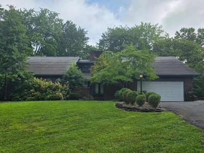 950 Nazareth Rd