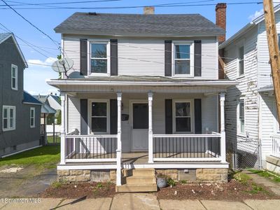 722 Archbald St
