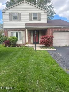 5211 Calyx Ln