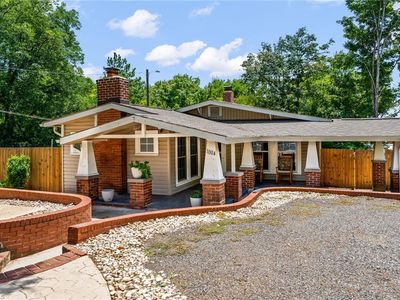 1004 Nathan Hunt Dr