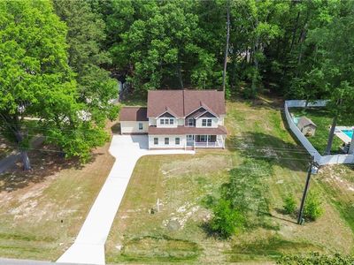 307 Smithfield Blvd