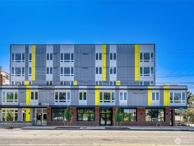 5819 Phinney Avenue N #206