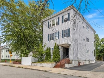 34 Henry St #34