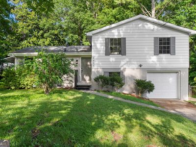 4424 Twin Creek Dr NE