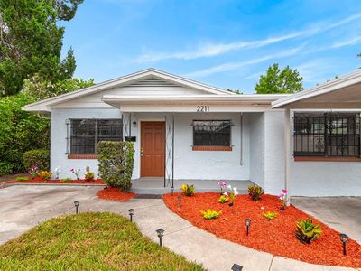 2211 Mallory Ave