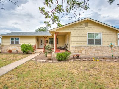 4077 Commissioners Ln