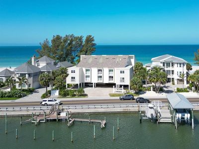 20204 Gulf Blvd APT 3