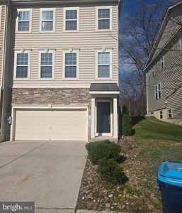 1652 Livingston Dr