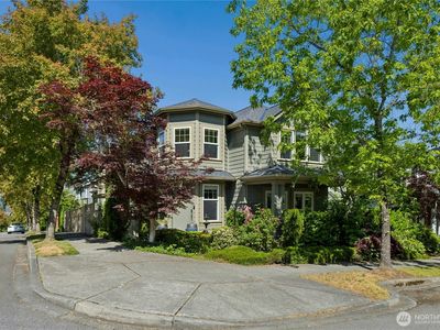 2411 30th Avenue NE
