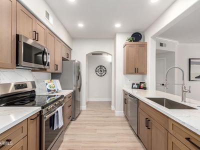 955 E Knox Rd UNIT 126