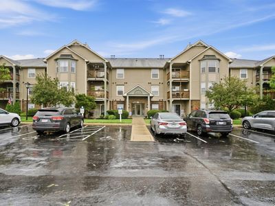 4941 N Arbor Woods Ct APT 203