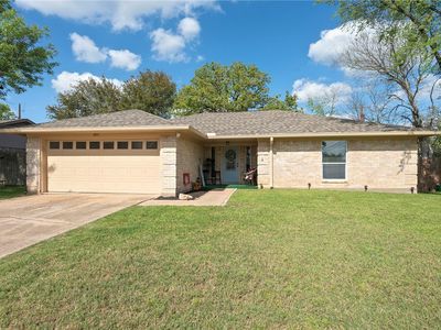 2911 Oakside Dr