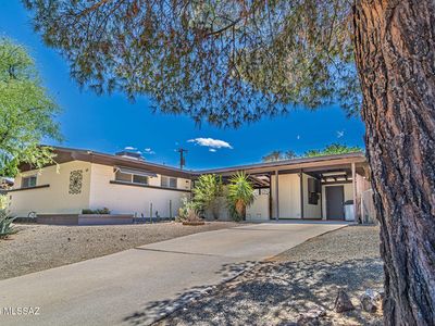 117 W George Truit St