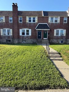308 E Essex Ave