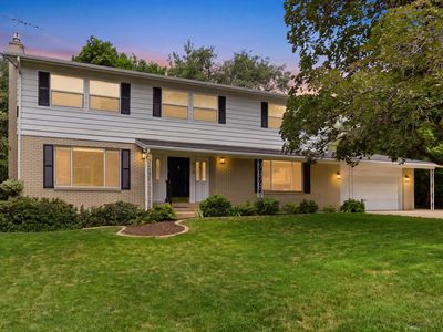 212 W Bayview Dr