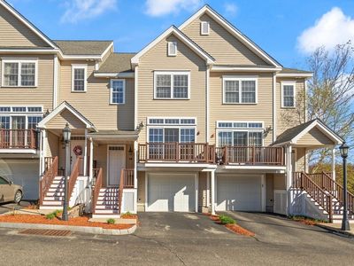 9 Nirvana Dr Unit 2E