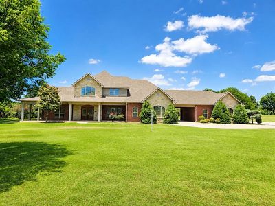 1419 W Royal Oaks Rd