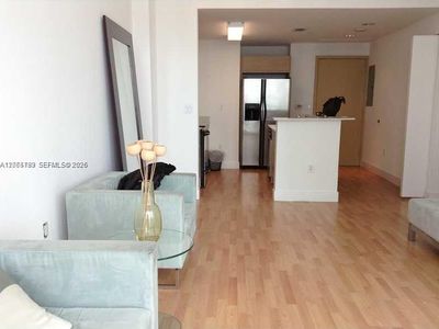 350 NE 24th St APT 1108