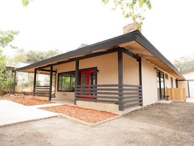 202 Woodland Dr