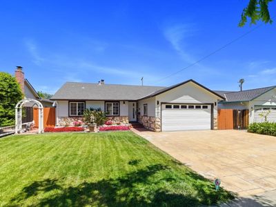 2101 Leon Dr