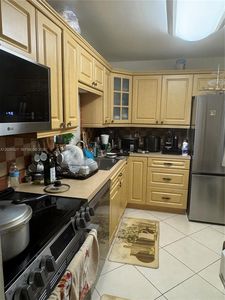 8625 NW 8th St APT 310