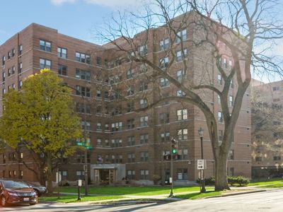 1585 Ridge Ave #410
