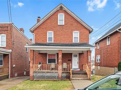 4015 Center Ave