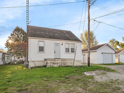 1012 1/2 W Lafayette St